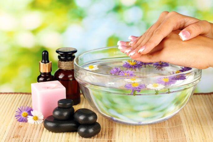 طرق تجديد بشرة اليد باستخدام العلاجات الشعبية